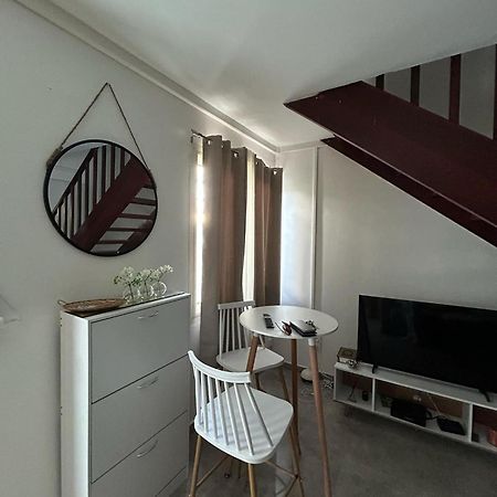 Duplex Lägenhet Saint Pierre Exteriör bild